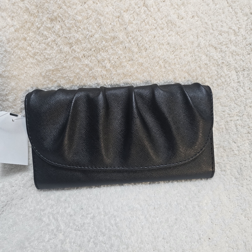 Kenneth Cole Reactions Black Clutch